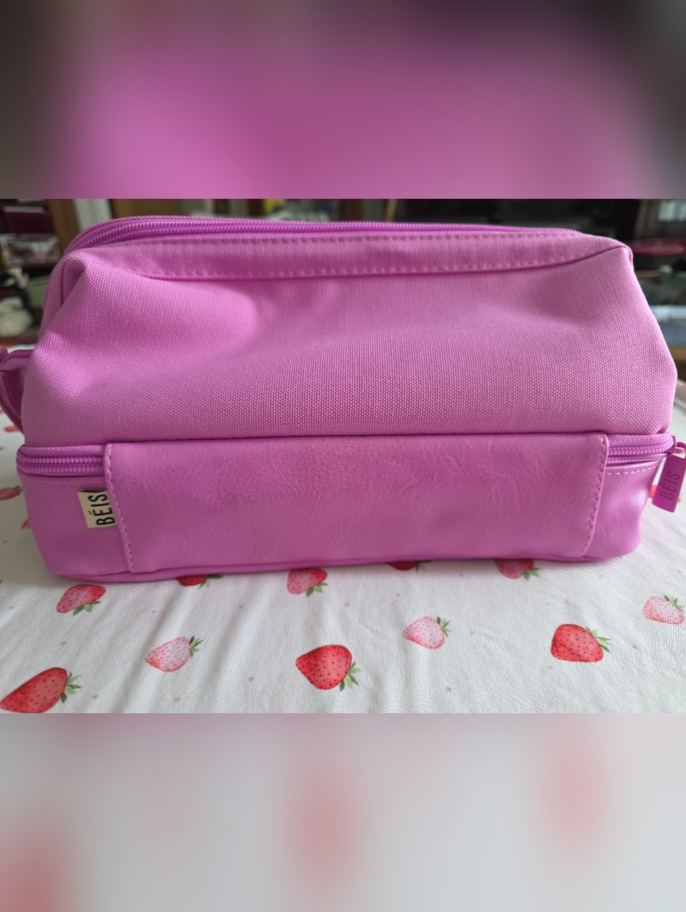 Béis Dopp Kit In Berry - Picture 3 of 5